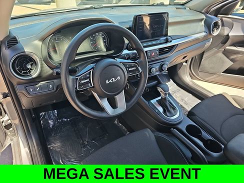 Used 2023 Kia Forte LXS w/ LXS Technology Package FWD image 15