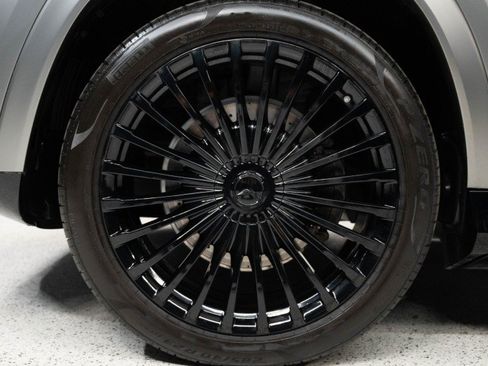 Certified 2024 Mercedes-Benz Maybach GLS 600 4MATIC image 11