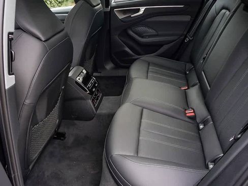 New 2026 Audi A6 Premium Plus image 21