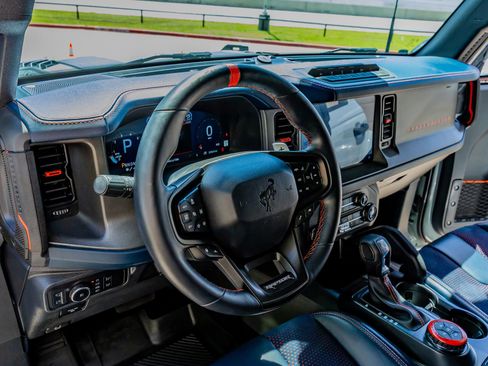 Used 2024 Ford Bronco Raptor image 17