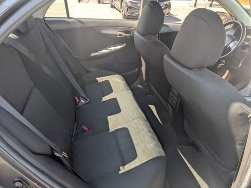 Used 2010 Toyota Corolla S image 20