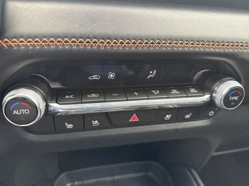 Used 2025 MAZDA CX-50 AWD 2.5 S w/ Premium Plus Pkg image 15