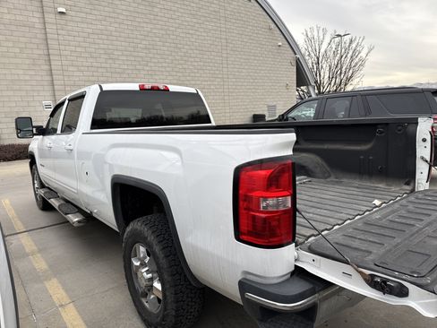 Used 2016 GMC Sierra 3500 SLE image 5