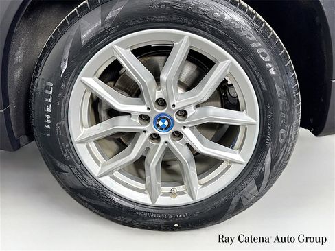 Used 2023 BMW X5 xDrive45e w/ Parking Assistance Package image 32
