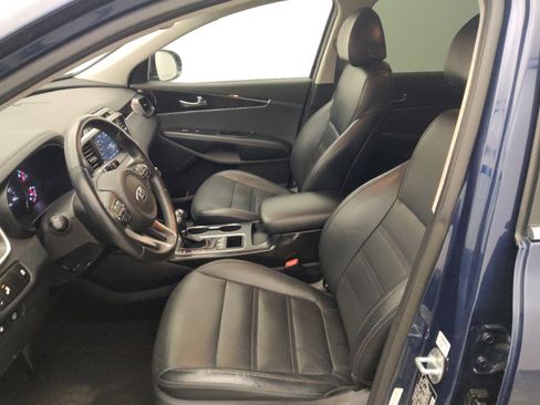 Used 2018 Kia Sorento EX image 17