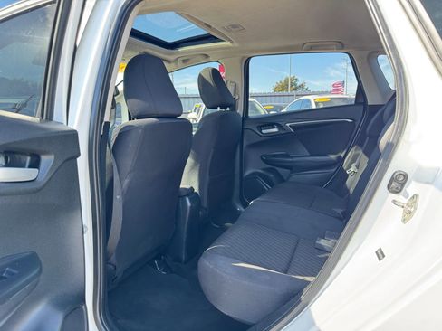 Used 2018 Honda Fit EX image 21