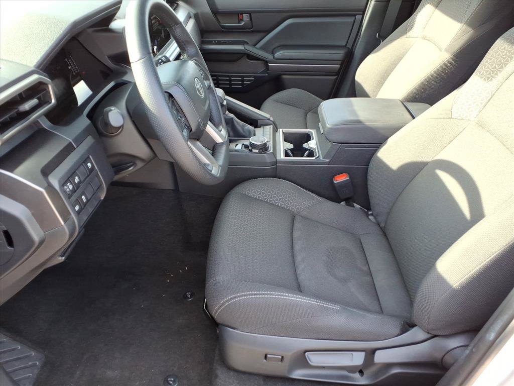Used 2026 Toyota 4Runner SR5 AWD/4WD image 6