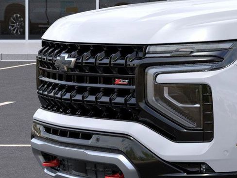 New 2026 Chevrolet Suburban Z71 image 13