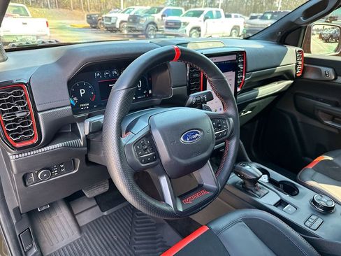 Used 2025 Ford Ranger Raptor image 10