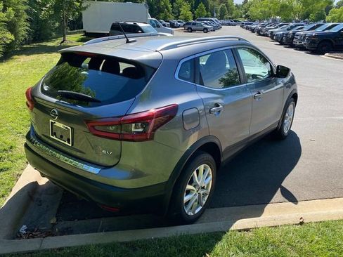 Used 2021 Nissan Rogue Sport SV FWD image 32
