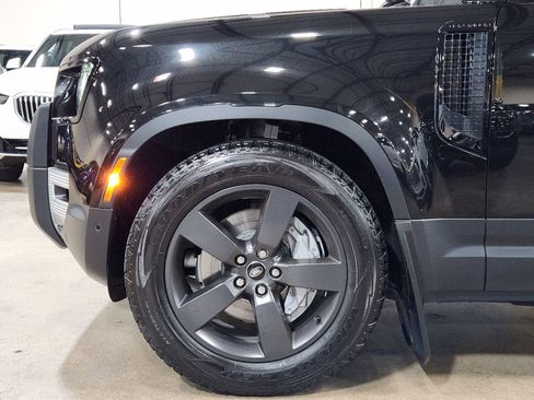 Used 2024 Land Rover Defender 130 S image 5