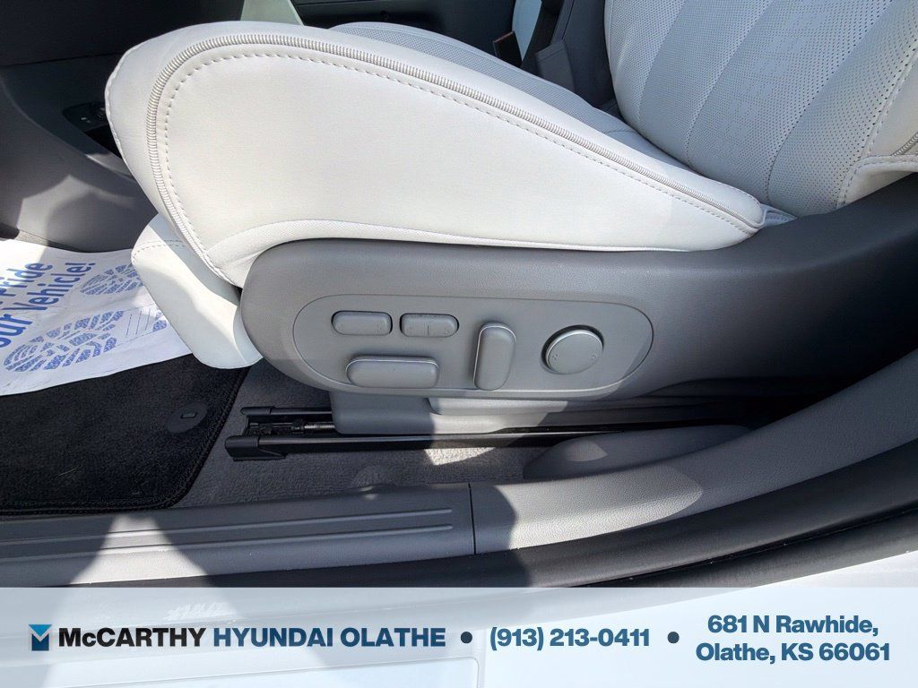 Certified 2024 Hyundai Ioniq 5 Limited AWD/4WD image 26