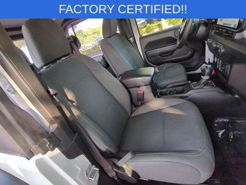Certified 2025 Jeep Wrangler Sport AWD/4WD image 26