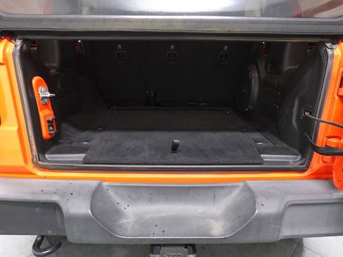 Used 2018 Jeep Wrangler Unlimited Sport S image 26