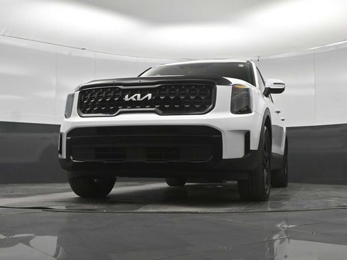 Used 2024 Kia Telluride EX X-Line AWD/4WD image 32