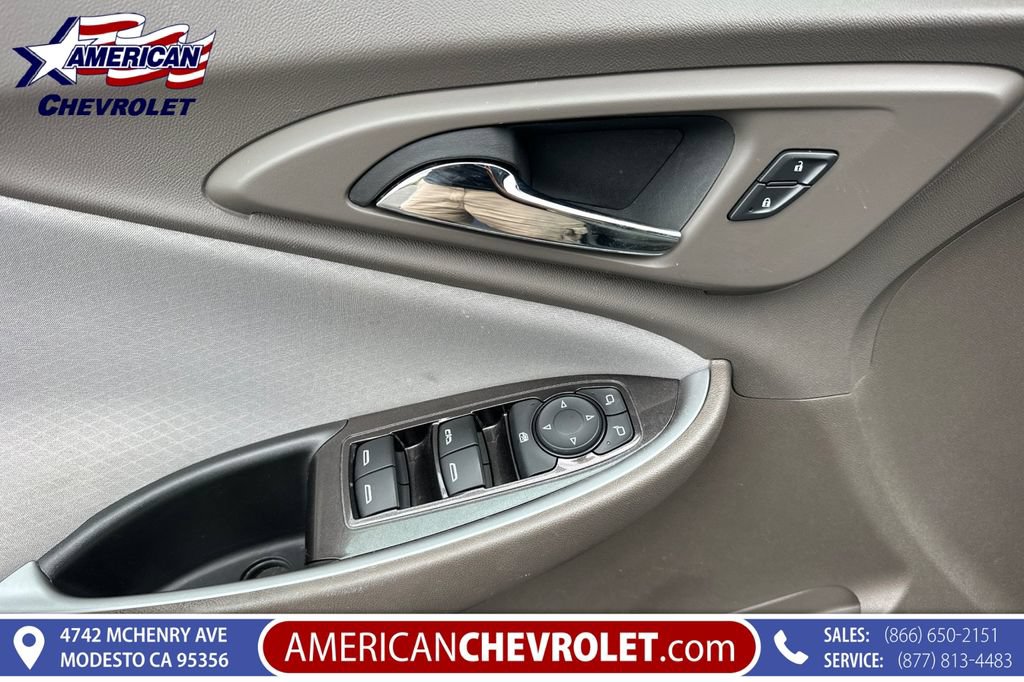 Used 2025 Chevrolet Malibu LT FWD image 11