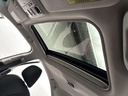 Used 2015 Subaru Legacy 2.5i Premium w/ Moonroof Package image 19