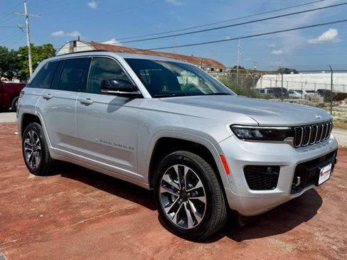 New 2025 Jeep Grand Cherokee Overland w/ Adv Protech Group III AWD/4WD image 3