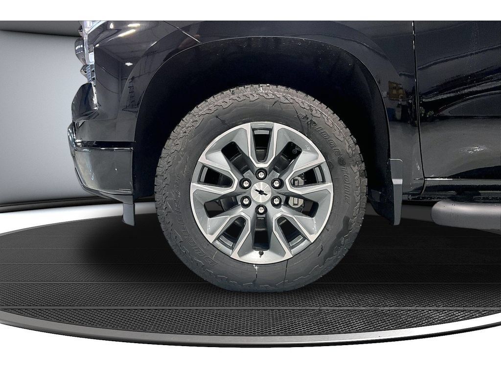 New 2026 Chevrolet Silverado 1500 RST w/ RST All Star Premium Package AWD/4WD image 13