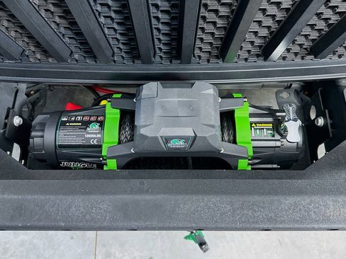 Used 2020 Jeep Gladiator Sport w/ Quick Order Package 24S image 37