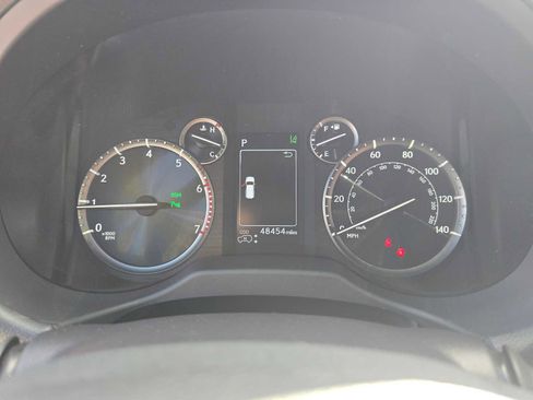 Used 2023 Lexus GX 460 Luxury image 24