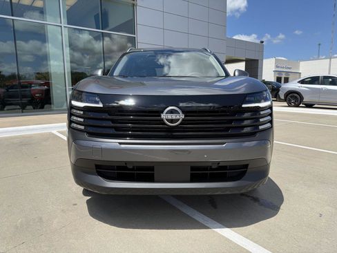 New 2026 Nissan Kicks SV image 4