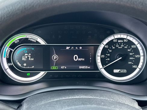 Used 2019 Kia Niro LX image 27