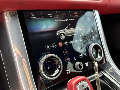 Used 2021 Land Rover Range Rover Sport SVR image 52