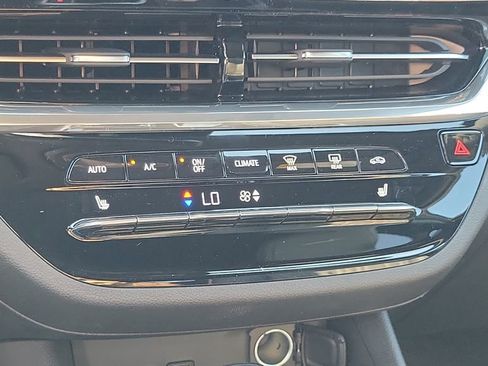 New 2026 Buick Envista Sport Touring FWD image 22