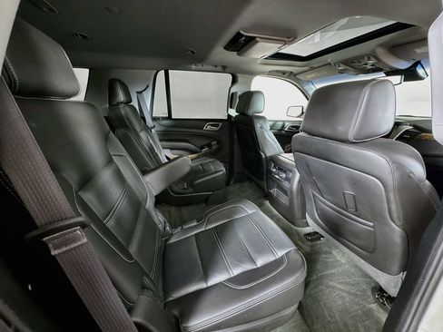 Used 2015 GMC Yukon Denali w/ Touring Package AWD/4WD image 31