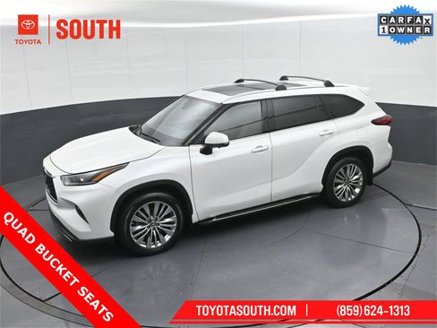 Used 2023 Toyota Highlander Platinum image 56