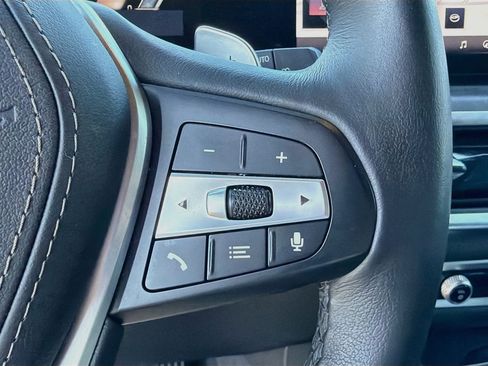Used 2025 BMW X5 xDrive40i AWD/4WD image 39