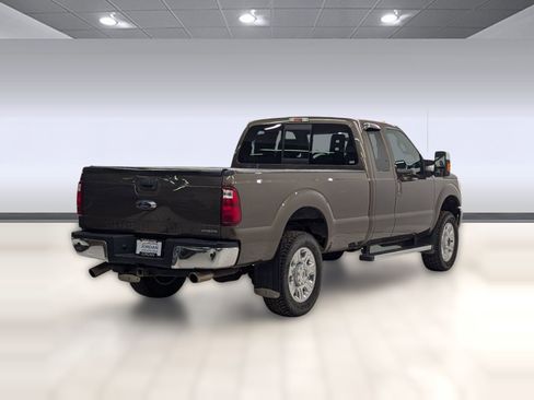 Used 2016 Ford F250 Lariat w/ Chrome Package image 7