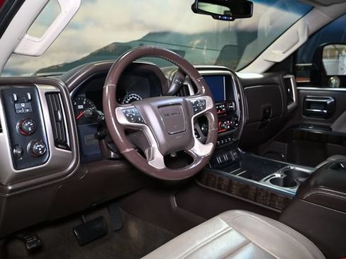 Used 2015 GMC Sierra 2500 Denali w/ Duramax Plus Package AWD/4WD image 32