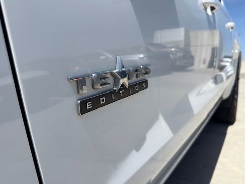 Used 2022 Chevrolet Silverado 1500 RST image 7