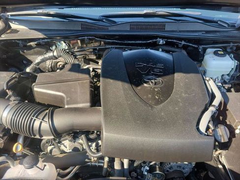 Certified 2023 Toyota Tacoma 4x4 Double Cab image 13