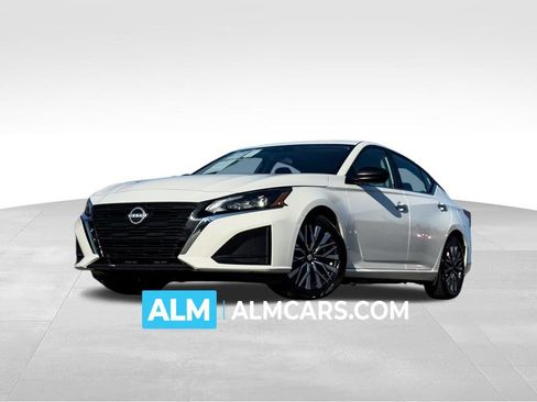 Used 2025 Nissan Altima 2.5 SV FWD image 1