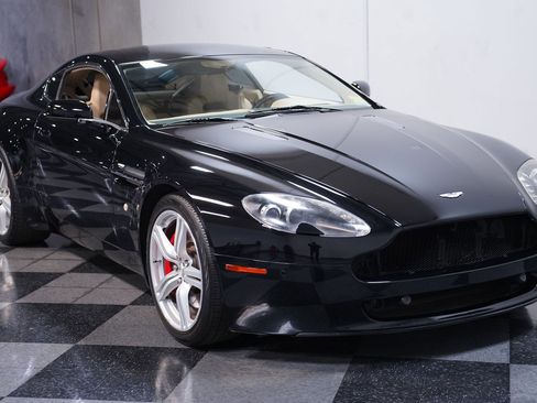Used 2009 Aston Martin V8 Vantage Coupe image 14