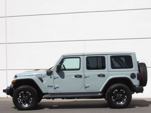 Used 2024 Jeep Wrangler Unlimited Rubicon 4xe AWD/4WD image 4