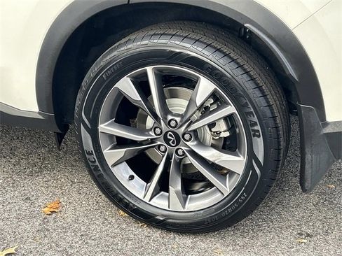 Certified 2024 INFINITI QX60 Luxe w/ Vision Package image 11