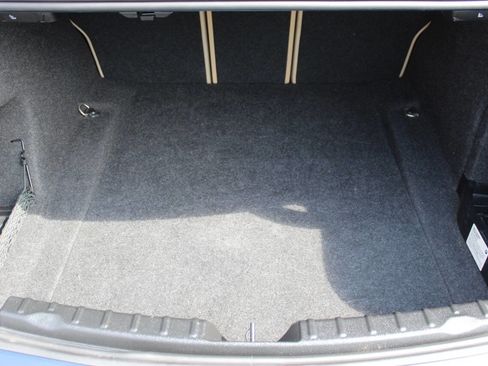 Used 2018 BMW 330i xDrive 330i xDrive AWD 4dr Sedan image 13