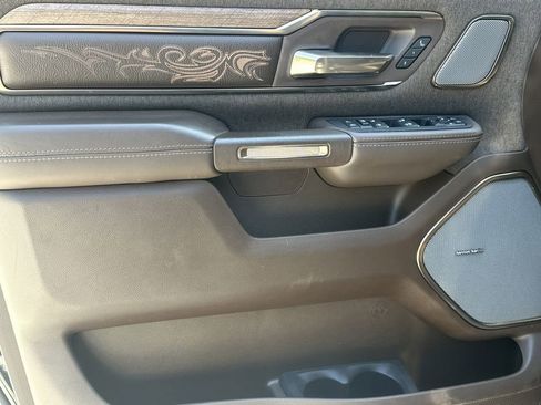Used 2025 RAM 1500 Limited AWD/4WD image 10