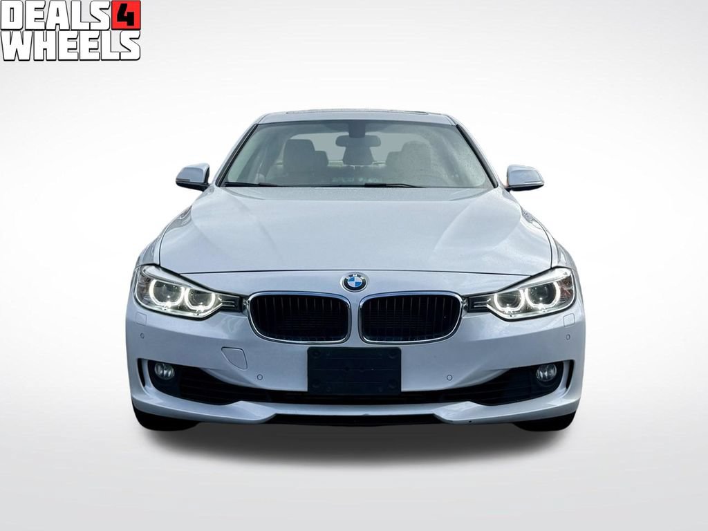 Used 2015 BMW 335i xDrive Sedan AWD/4WD image 2