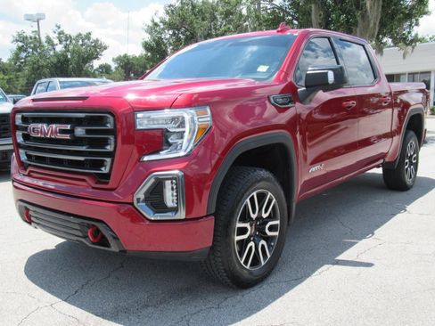 Used 2021 GMC Sierra 1500 AT4 w/ AT4 Preferred Package AWD/4WD image 3