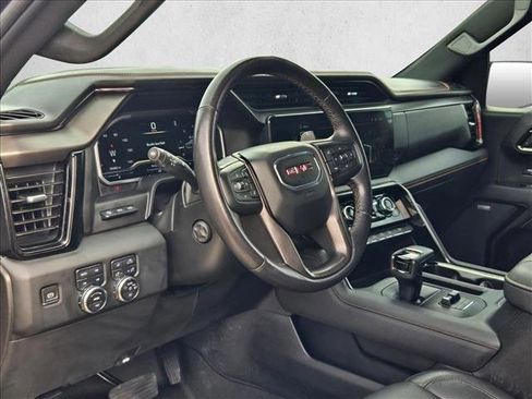 Used 2022 GMC Sierra 1500 AT4 w/ AT4 Premium Package AWD/4WD image 14