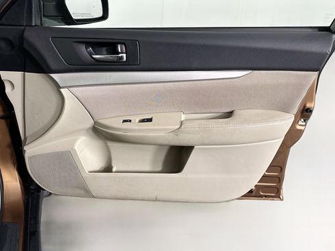 Used 2013 Subaru Outback 2.5i Premium w/ Popular Pkg 1B image 30