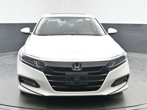 Used 2018 Honda Accord EX image 5