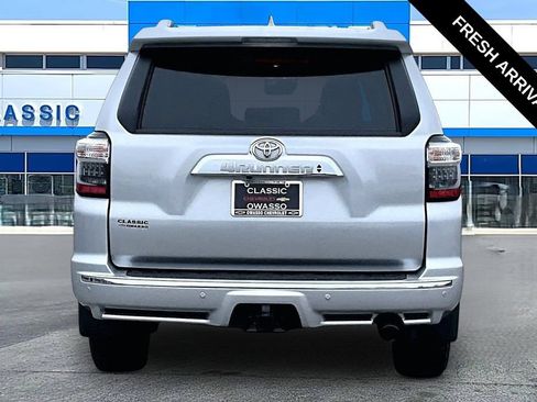 Used 2023 Toyota 4Runner Limited RWD image 4