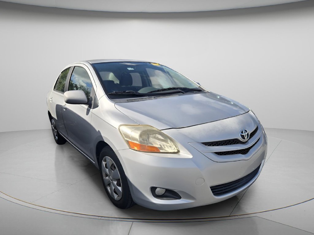 Used 2008 Toyota Yaris Sedan w/ Convenience Pkg FWD image 3