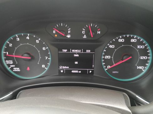 Used 2023 Chevrolet Equinox LS FWD image 25